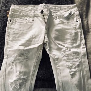 BRAND NEW White Ripped Skinny Jeans